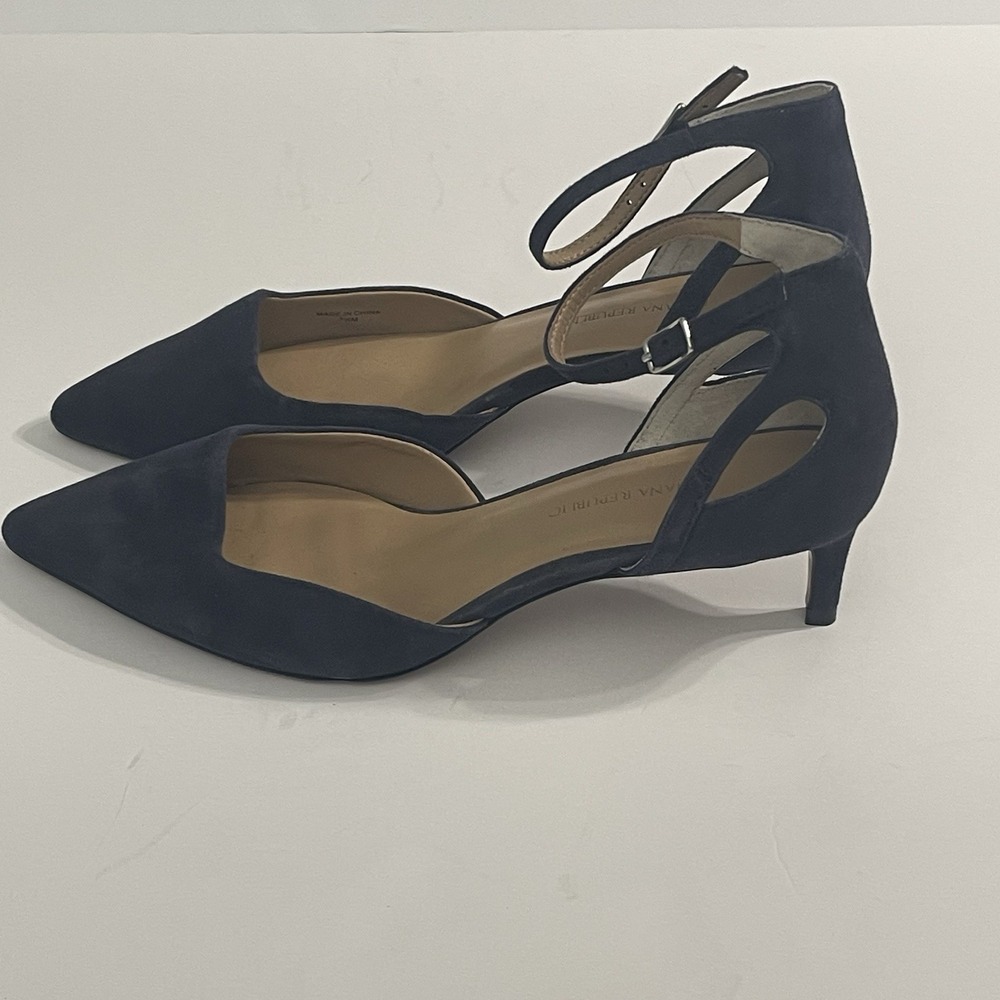 Banana Republic Women's Ankle Strap Pumps Navy Blue Suede Pointed Toe Size 7.5M